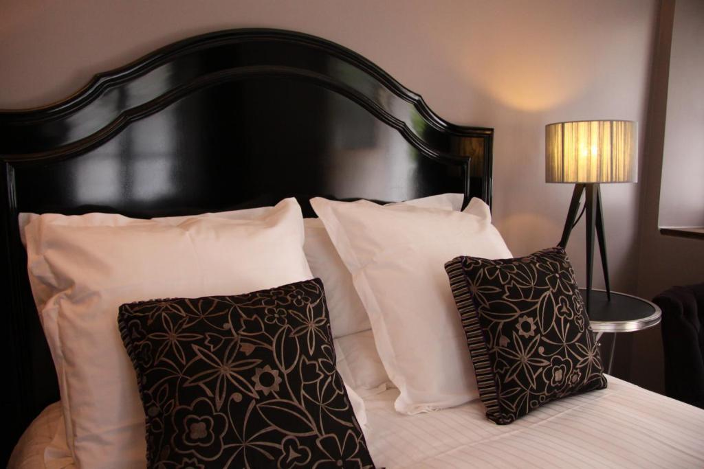 L'Hibernie Bed & Breakfast Rochefort-en-Yvelines Ruang foto